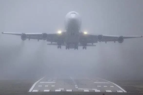 Через погодні умови в Одеському аеропорту скасовано частину рейсів