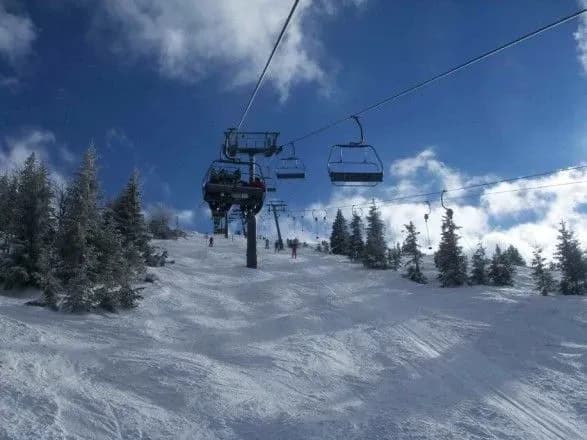 У Карпатах знайшли в непритомному стані лижника з Одеси