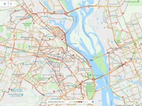 Через негоду весь Київ стоїть у заторах в 9 балів