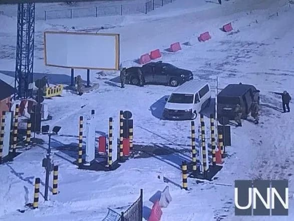 На Харківщині відбувся обмін у форматі "2 на 2": прикордонників повернули з РФ в Україну (доповнено)