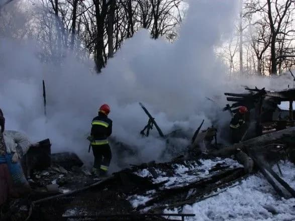На Вінниччині згорів ринок сувенірів