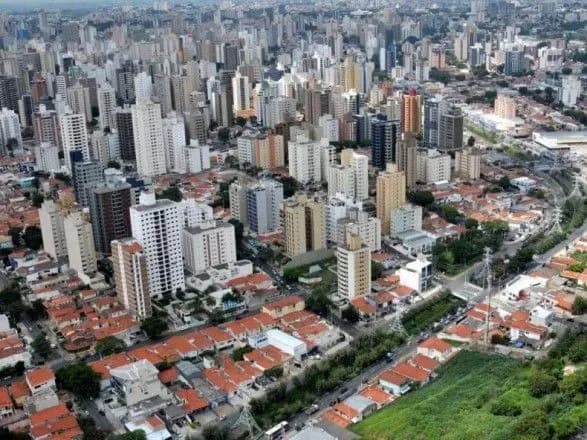 Грабіжники вкрали 5 млн доларів США з аеропорту в Бразилії