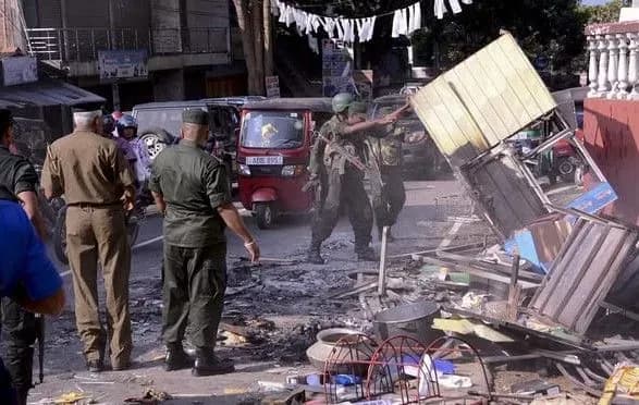 У Шрі-Ланці введено режим НС через зіткнення мусульман і буддистів