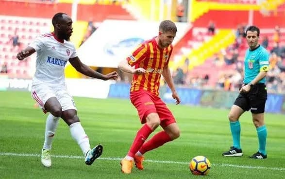 Нападник Кравець оформив дубль у грі чемпіонату Туреччини