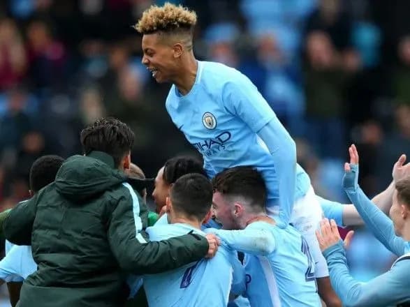 Визначились усі півфіналісти Юнацької ліги УЄФА