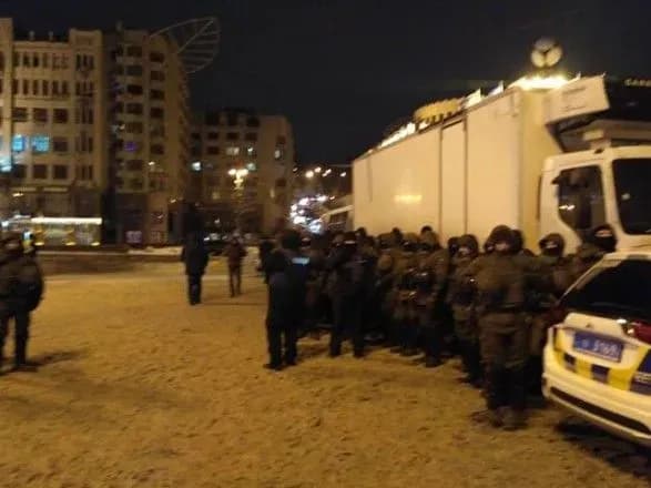 Силовики не дають прихильникам Саакашвілі встановити сцену до антипрезидентського маршу