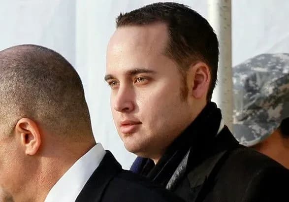 Помер хакер, який видав інформатора WikiLeaks Челсі Меннінг