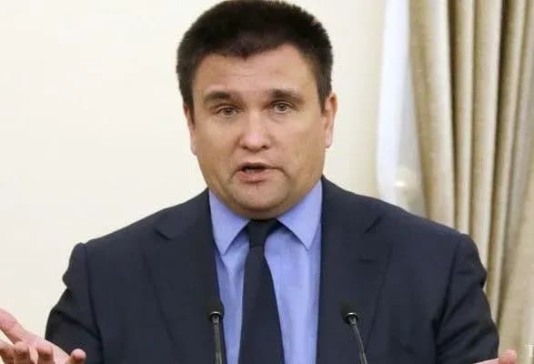 Климкин заявил, что не просил ЕС ввести санкции против экс-канцлера Шредера