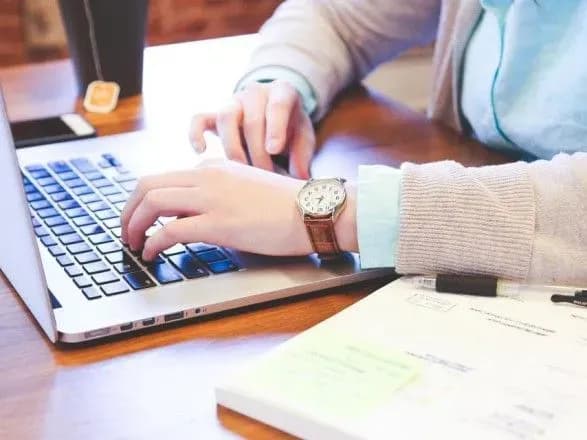 Названо фахівців, яким найважче знайти роботу в Україні