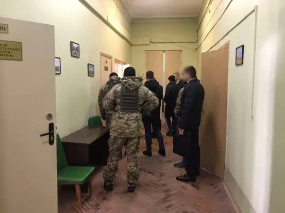 У Харківській міськраді проводять обшуки