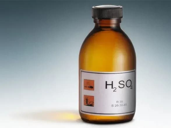 Во Львове мужчину облили кислотой - полиция