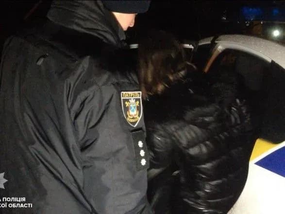 П'яна жінка скинула з мосту свого дев'ятимісячного сина