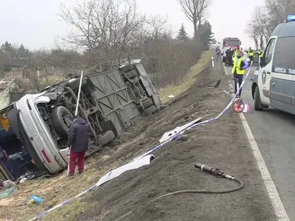 Туристичний автобус з росіянами потрапив у ДТП у Польщі