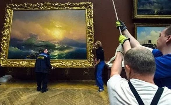 Мінкульт хоче санкцій проти кримських музейників за передачу картин РФ