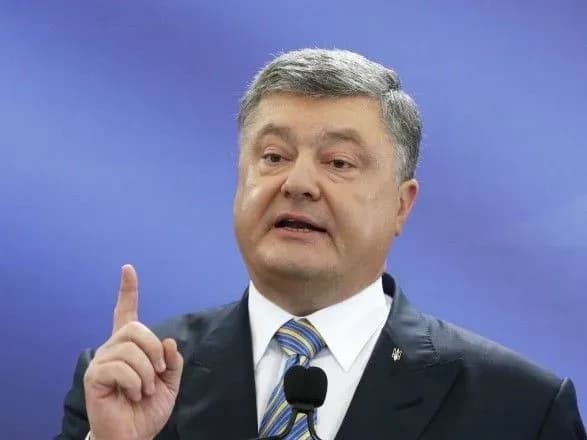 Президент гарантировал Донбассу приоритетную поддержку