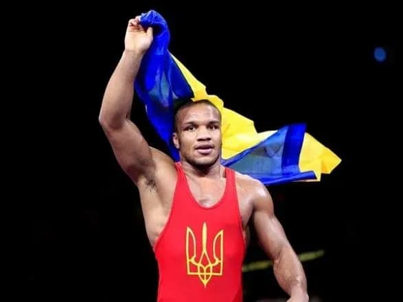 Українські борці попри заборону візьмуть участь у ЧЄ в Росії