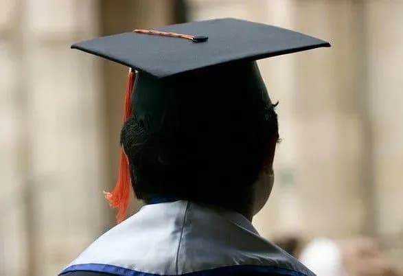 Рада відмовилася збільшувати розмір своїх іменних стипендій студентам вишів