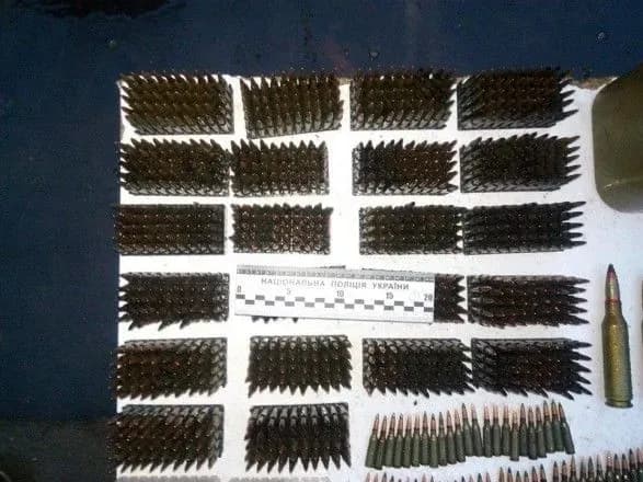 Чоловік зберігав арсенал набоїв та вибухівки на горищі у Кіровоградській області