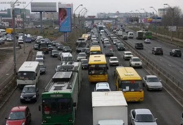 Рівень заторів перед вихідними досяг 8 балів