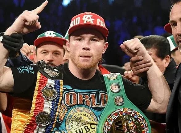 Бывший чемпион мира по боксу Альварес дисквалифицирован на полгода