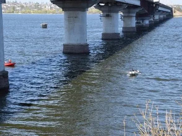 Из реки в Николаевской области вытащили молодую девушку