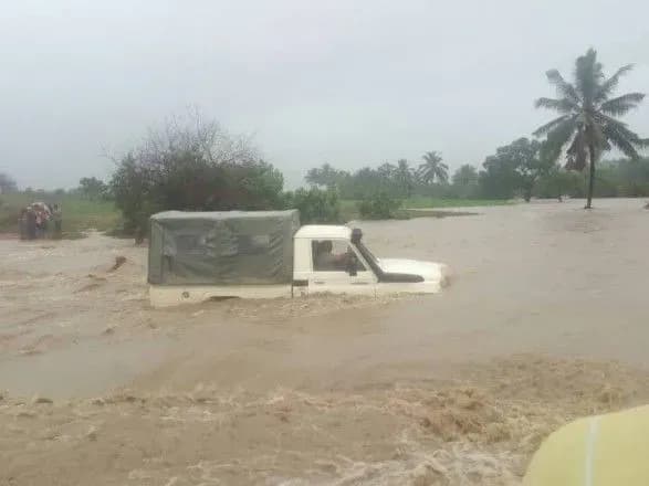 Повінь у Кенії: сотні тисяч постраждалих