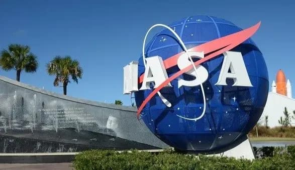 NASA закрило проект з дослідження Місяця