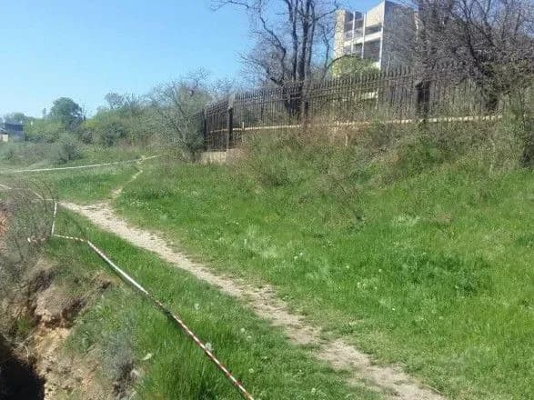 Біля пляжу "Золотий Берег" на Одещині стався зсув ґрунту