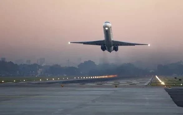 Українці почали повертатися після затримки з Шарм-ель-Шейху – МЗС