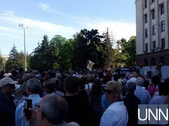 Трагедія 2 травня в Одесі: у пам'ять про загиблих в небо запустили чорні повітряні кульки