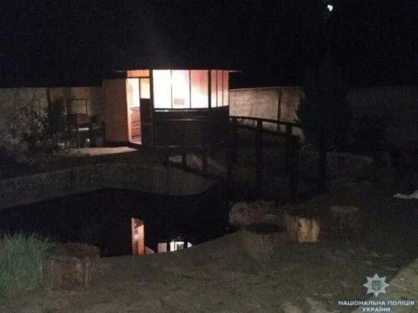 Тіло п'ятирічного хлопчика знайшли у ямі з водою на Донеччині