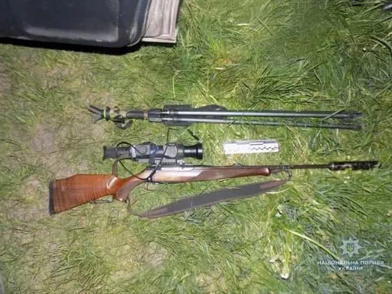 На Львівщині зловмисники влаштували стрілянину і втекли