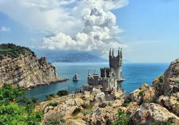 Чоловікам-переселенцям небезпечно повертатись до Криму