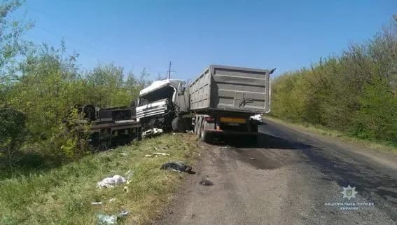 Потрійна ДТП на Миколаївщині: до лікарів звернулися вже 19 людей