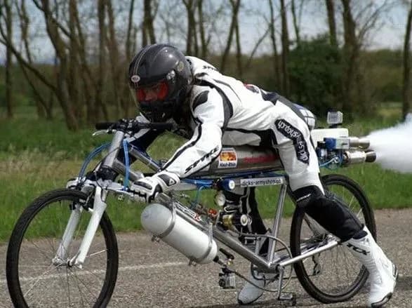 Відомий велогонщик загинув, намагаючись встановити новий світовий рекорд