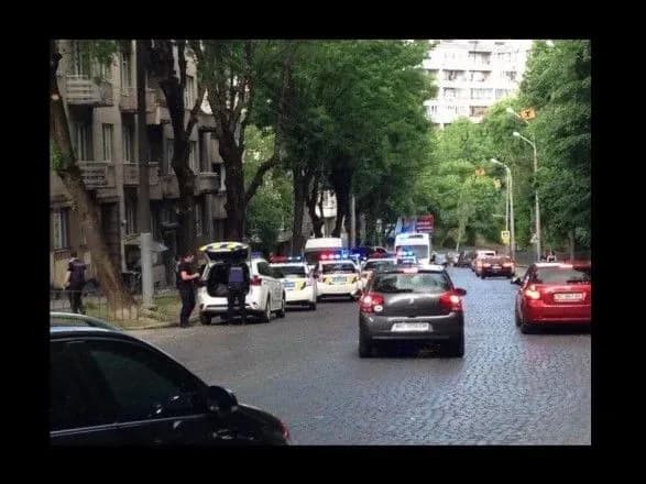 Чоловікові, який підрізав поліцейську у Львові загрожує до п’ятнадцяти років