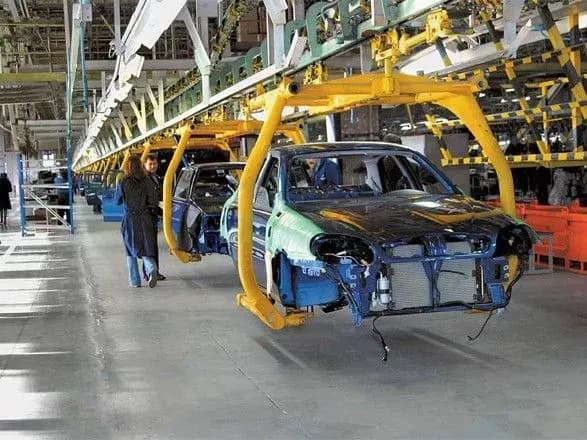 В Україні вже давно немає вітчизняного автопрому - експерт