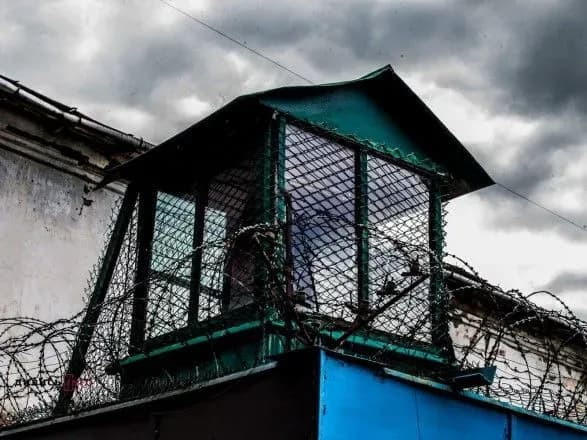 Двух бандитов приговорили к 8 и 9 годам тюрьмы за жестокое избиение таксиста