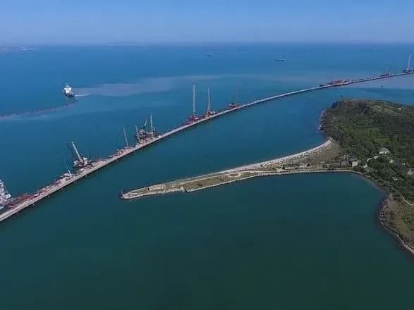 У Великій Британії назвали відкриття Керченського мосту прикладом безрозсудної поведінки Росії