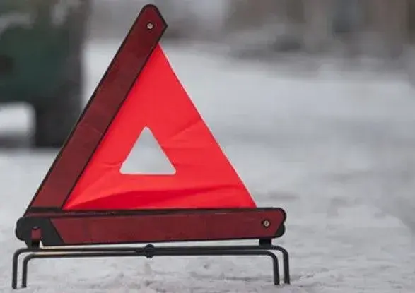 Під Києвом сталася масштабна ДТП, є загиблий