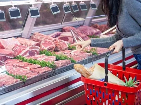Експерт: ціни на продукти зростатимуть через інфляцію та податки