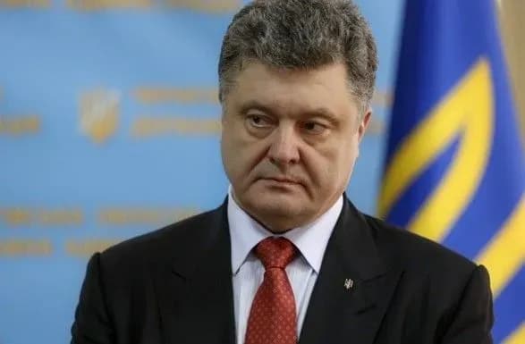 Порошенко запропонував контролювати напрямки використання бюджетних грошей