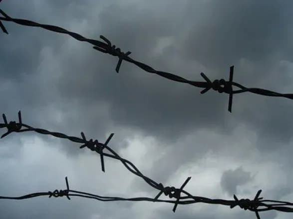 В'язень з ножем напав на правоохоронця у колонії на Одещині