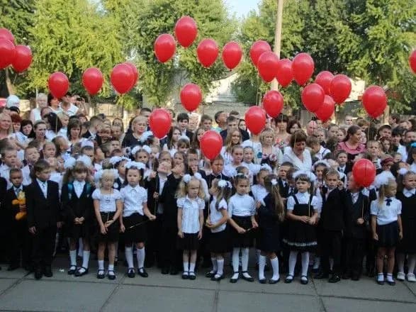 Сьогодні немає підстав для скасування шкільних лінійок - МОН