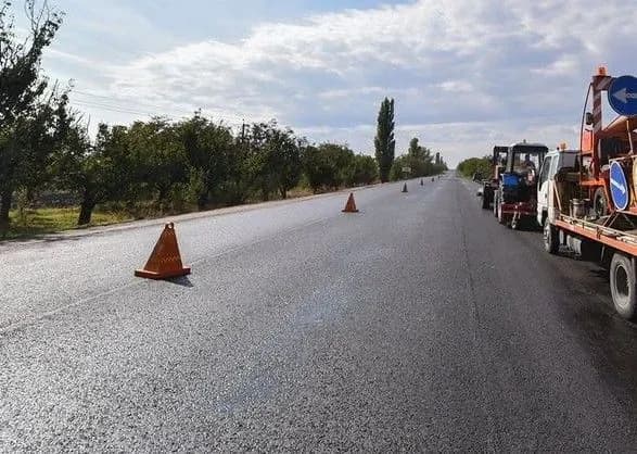 Гройсман пообещал обнародовать информацию о компании за некачественное строительство дорог