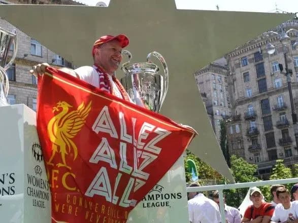 Sky News: три літаки з вболівальниками "Ліверпуля" фізично не може прийняти аеропорт "Бориспіль"