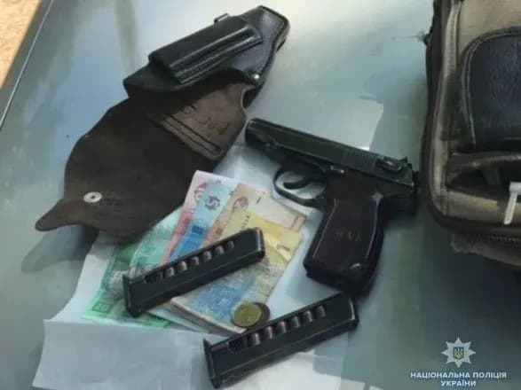 На Запоріжжі затримано поліцейського за збут наркотиків