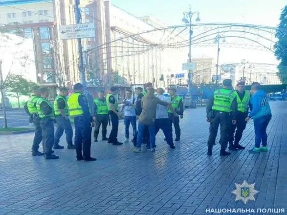 Ранок фіналу ЛЧ у Києві почався з двох конфліктів