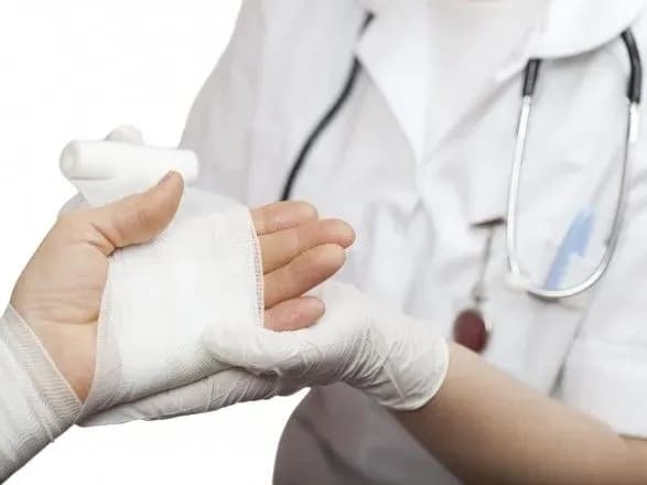 Підготовка до фіналу ЛЧ: працівники "швидкої" готові до іноземців