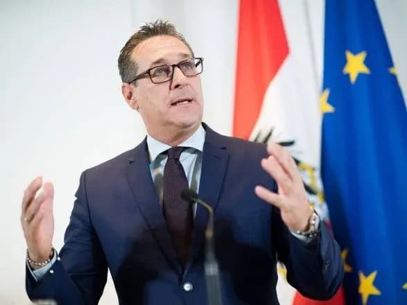 На думку віце-канцлера Австрії - ЄС через нові мита США повинен скасувати санкції проти РФ